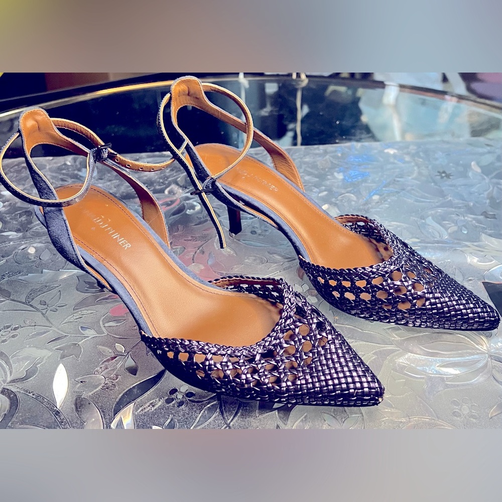 Vintage Donald J Pliner Couture kitten heels, size 8.  Great condition.